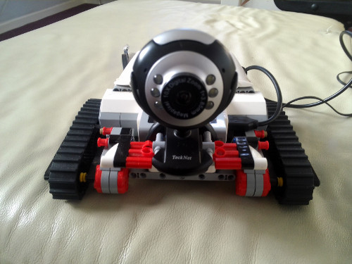 Робот LEGO Mindstorms EV3 с веб-камерой работающий на leJOS