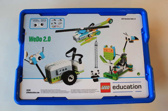 Коробка с конструктором LEGO Education WeDo 2.0